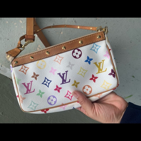 Luis Vuitton multi color pochette - Picture 16 of 16